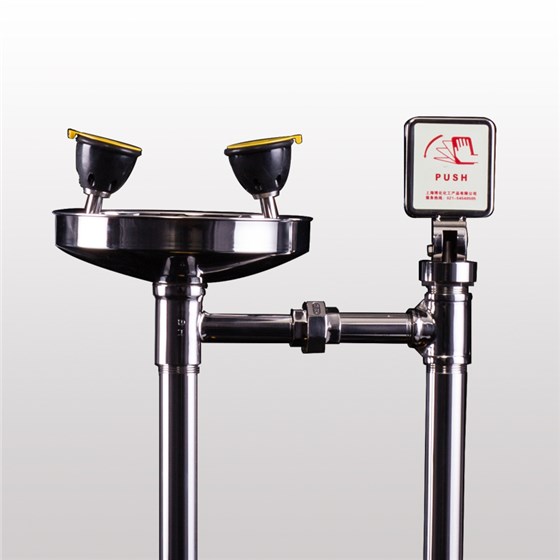 博化地埋式洗眼器 博化地埋式洗眼器